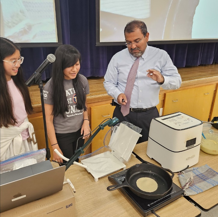 11/21/2024 Making Tortillas - Noche de Tertulia