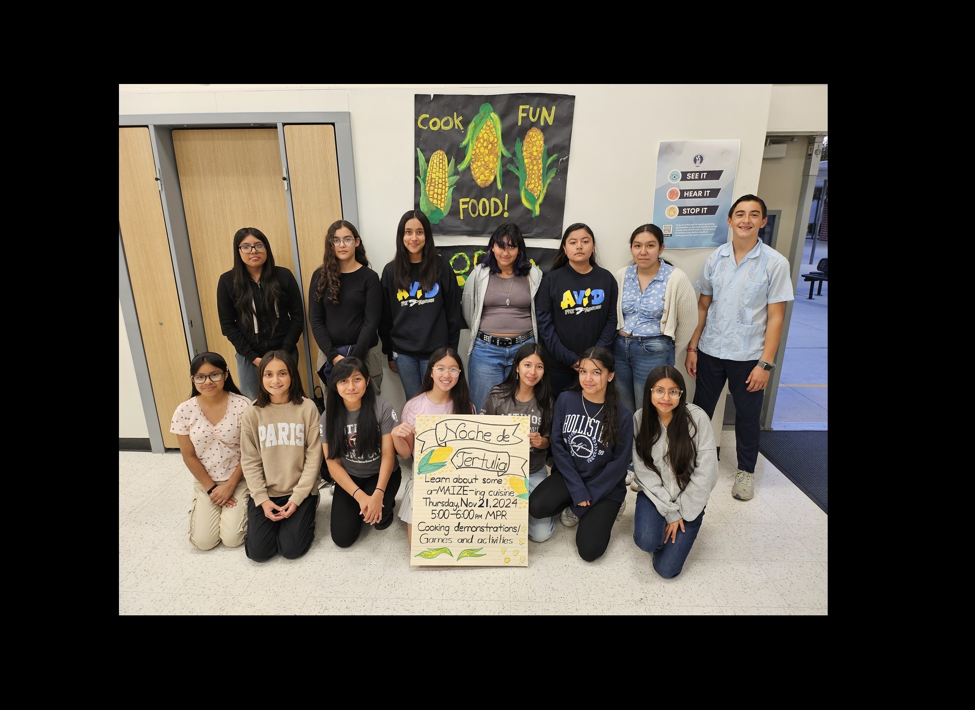 11/21/2024 Students @ Noche de Tertulia