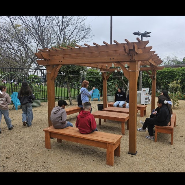 Students visit Jerome Park's Community Garden in Santa Ana on an enriching field trip (2025-4-18)